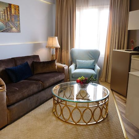 Lumiere Des Etoile Hotel Kuwait City Exterior photo