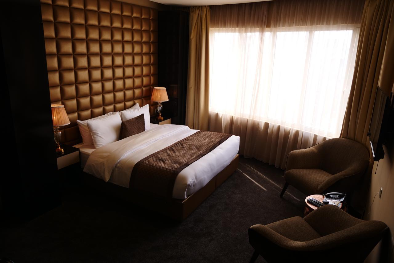 Lumiere Des Etoile Hotel Kuwait City Exterior photo