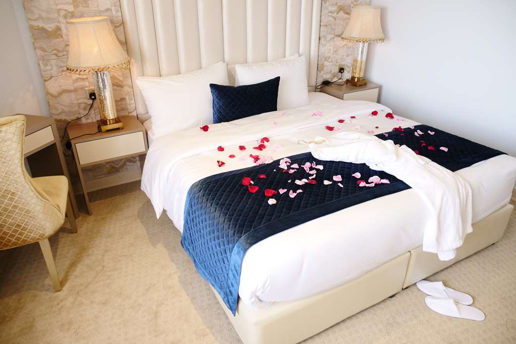 Lumiere Des Etoile Hotel Kuwait City Room photo