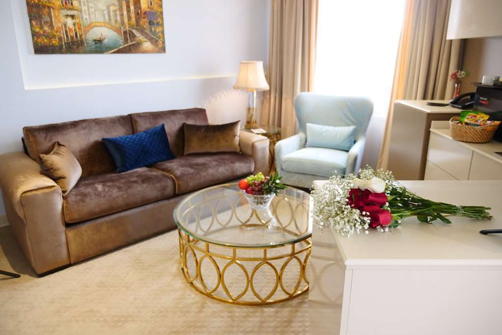 Lumiere Des Etoile Hotel Kuwait City Room photo