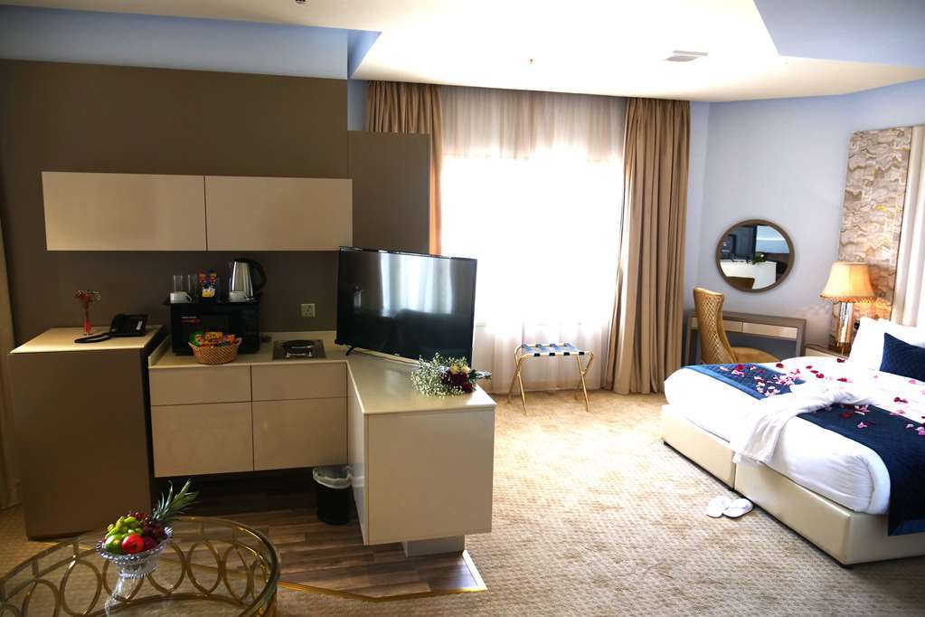 Lumiere Des Etoile Hotel Kuwait City Room photo