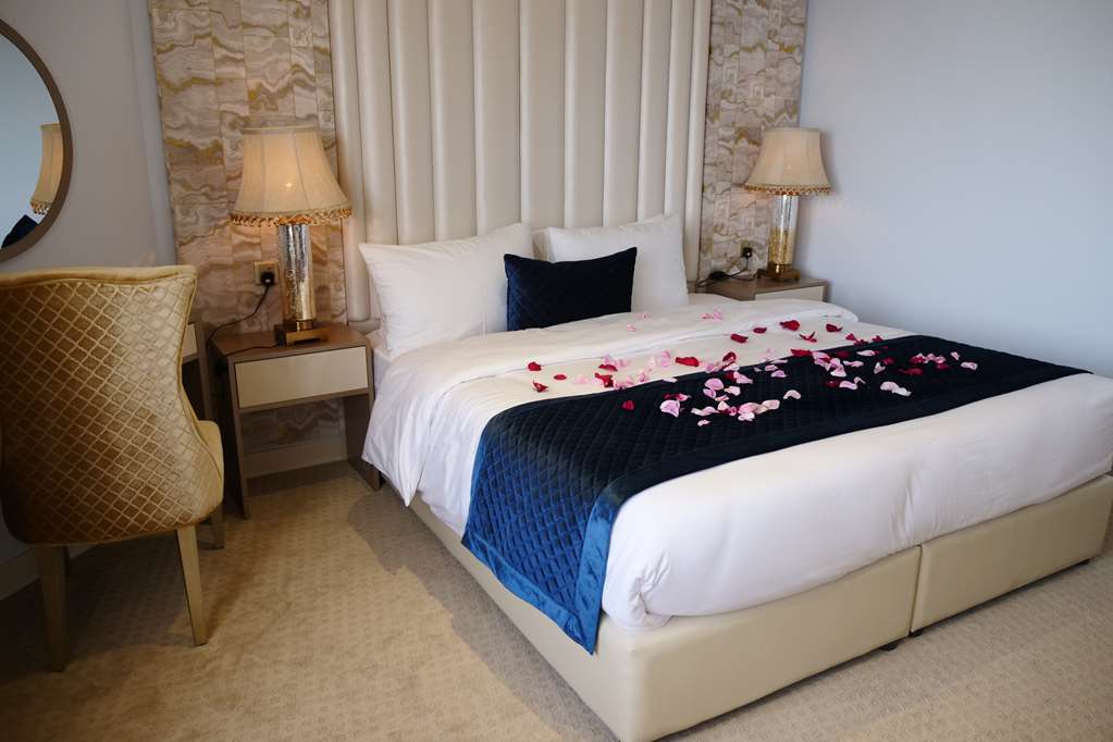 Lumiere Des Etoile Hotel Kuwait City Room photo