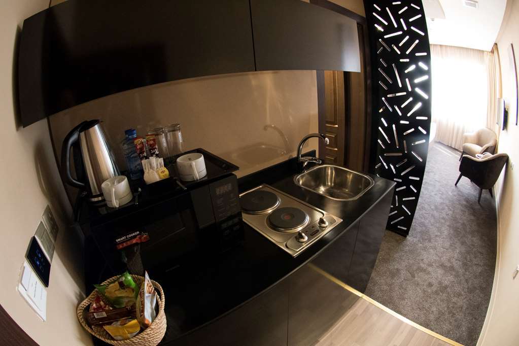 Lumiere Des Etoile Hotel Kuwait City Room photo